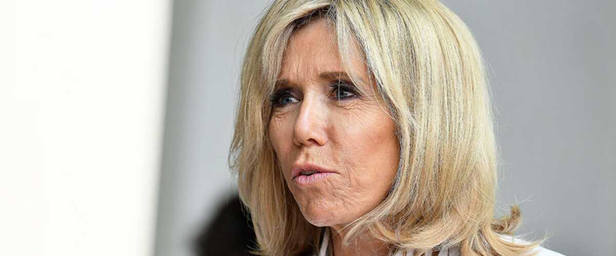 Bobea Nos Gens - Drôle d'Ambiance à l'Élysée - Brigitte Macron Lassée du Palais ?