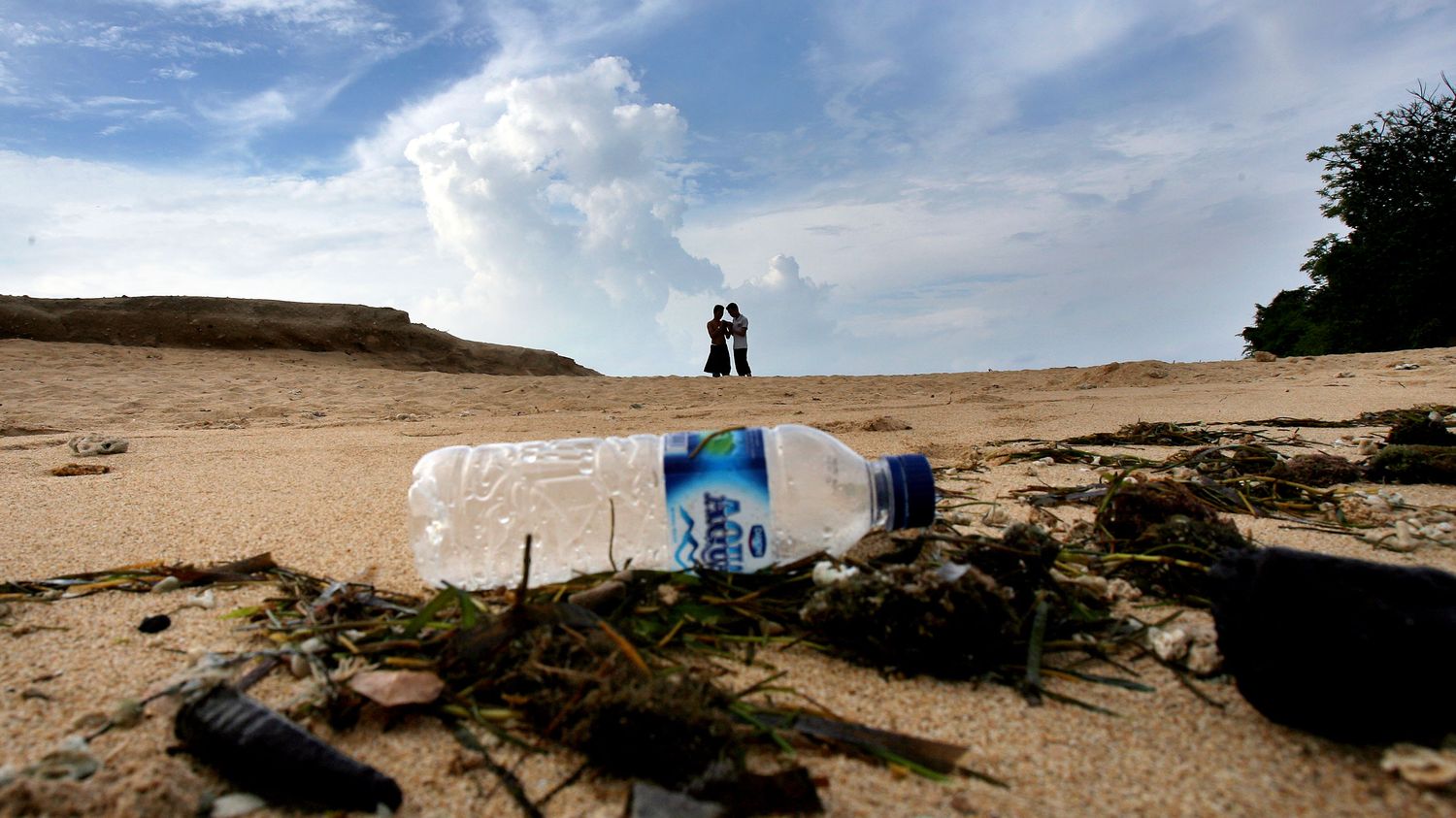 BOBEA Nature : Les plages et la pollution, le tourisme peut-il être nuisible ?