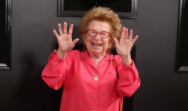 Ruth Westheimer : la fin d'une époque pour la sexologie grand public