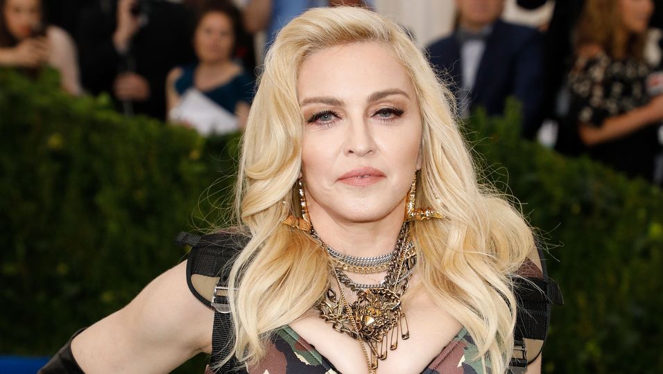 Madonna amoureuse : la star présente Akeem Morris