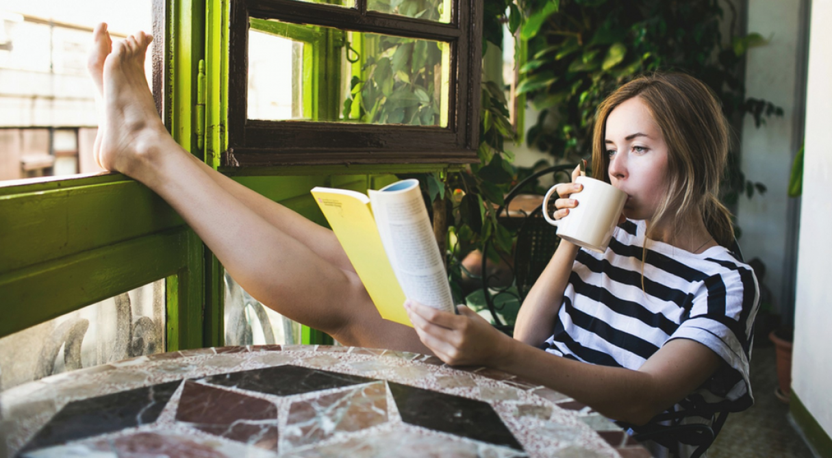 BOBEA BIEN ÊTRE  –  Le « slow living » : Pourquoi les femmes adoptent ce mode de vie plus serein