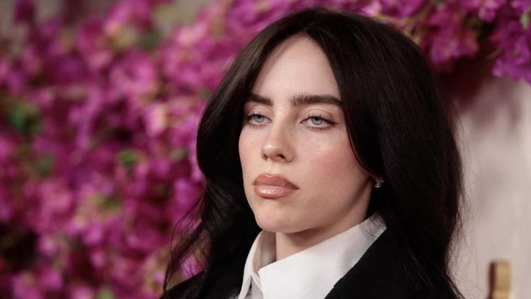 BOBEA STAR   – Billie Eilish se bat pour la santé mentale des jeunes femmes !